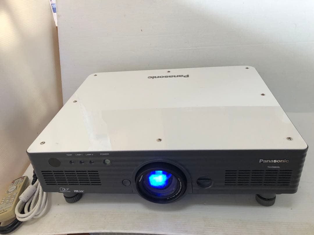 PANASONIC プロジェクター TH-D5600L ★5000ルーメン