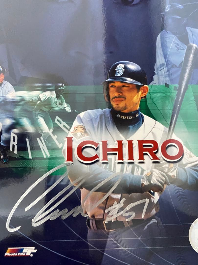 イチロー 直筆サイン入り写真シアトル・マリナーズ