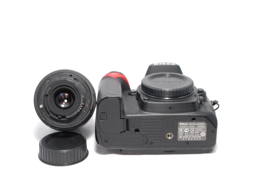 ✨Nikon D7000✨高速連写＆高画質✨カメラデビューに✨一眼レフ