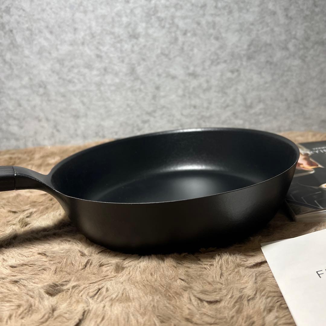 新品　フライパン 24cm深型プレミアムブラック FP24-PB-L IH対応