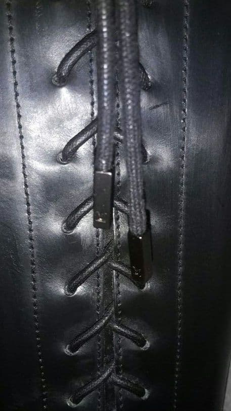 ルイ・ヴィトン LOUIS VUITTON ロングブーツ　レースアップブラック