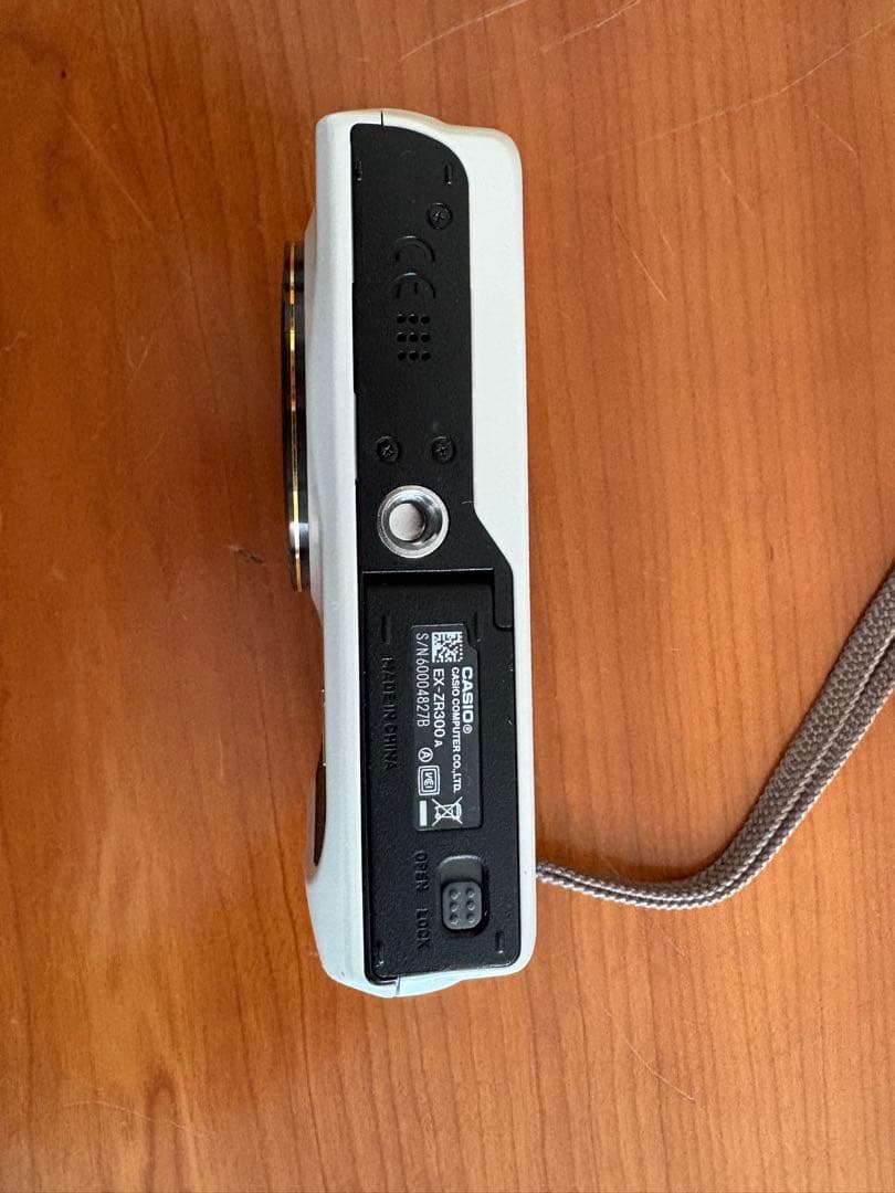 s*a様 CASIO EX-ZR300 コンパクトデジタルカメラ