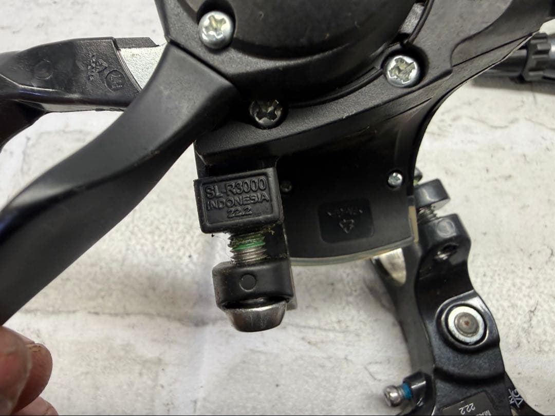 シマノ　ソラ　R3000 クロスバイク化キット
