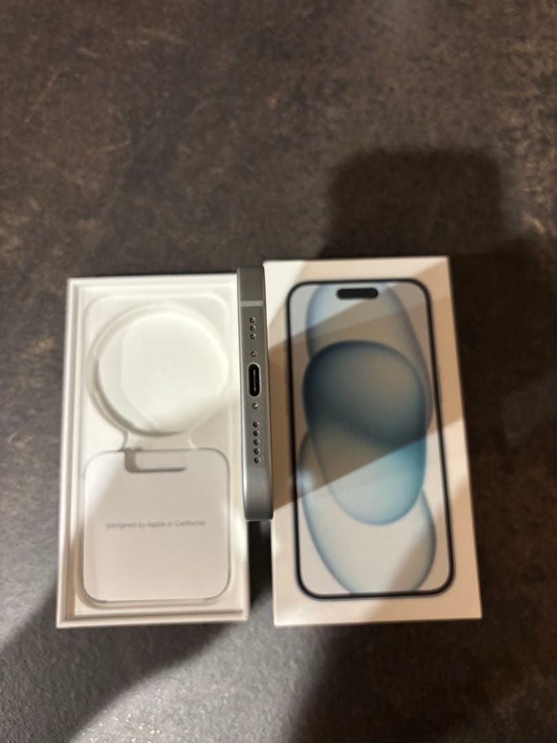 Apple iPhone 15 本体 128GB ブルー