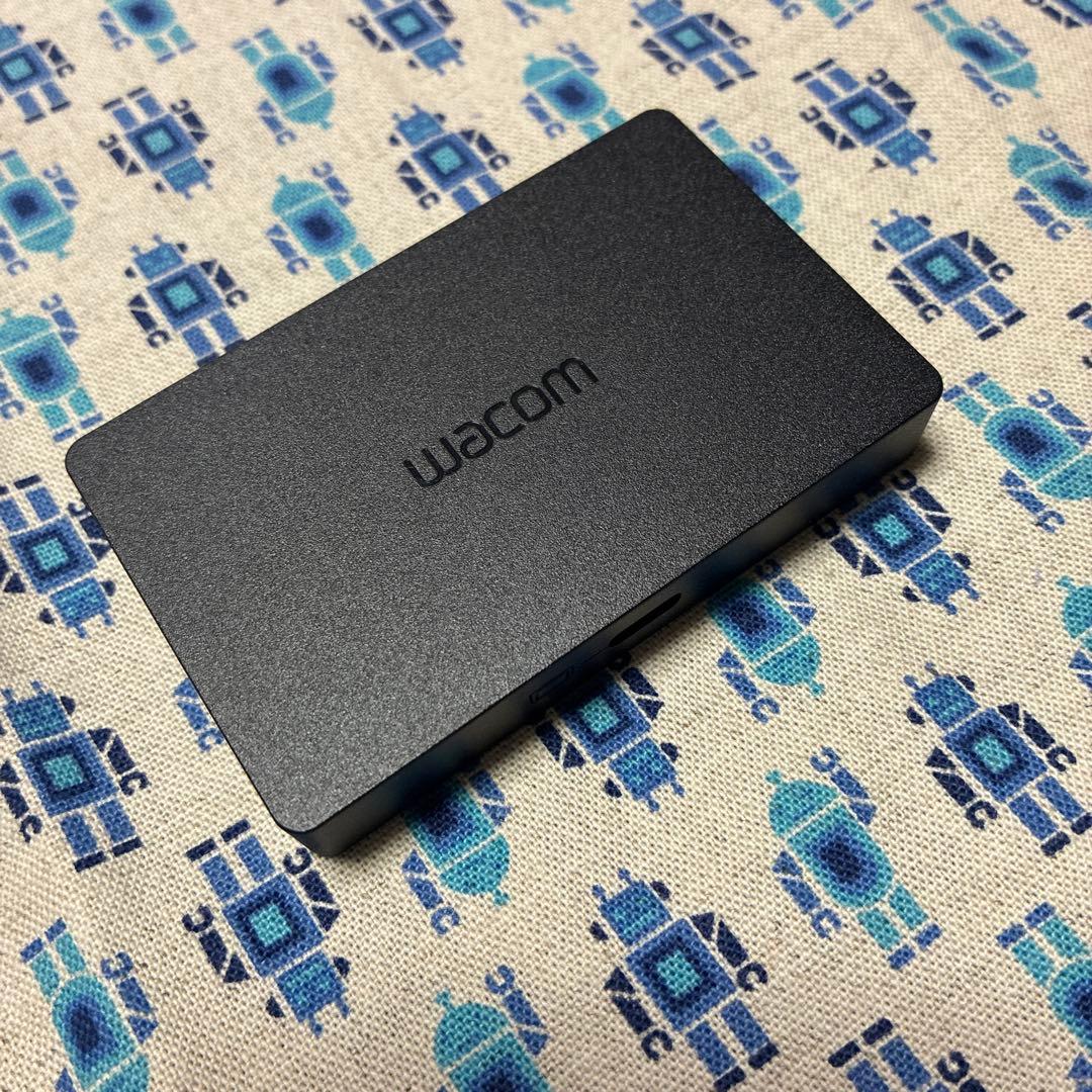 Wacom インターフェースユニットとケーブルセット