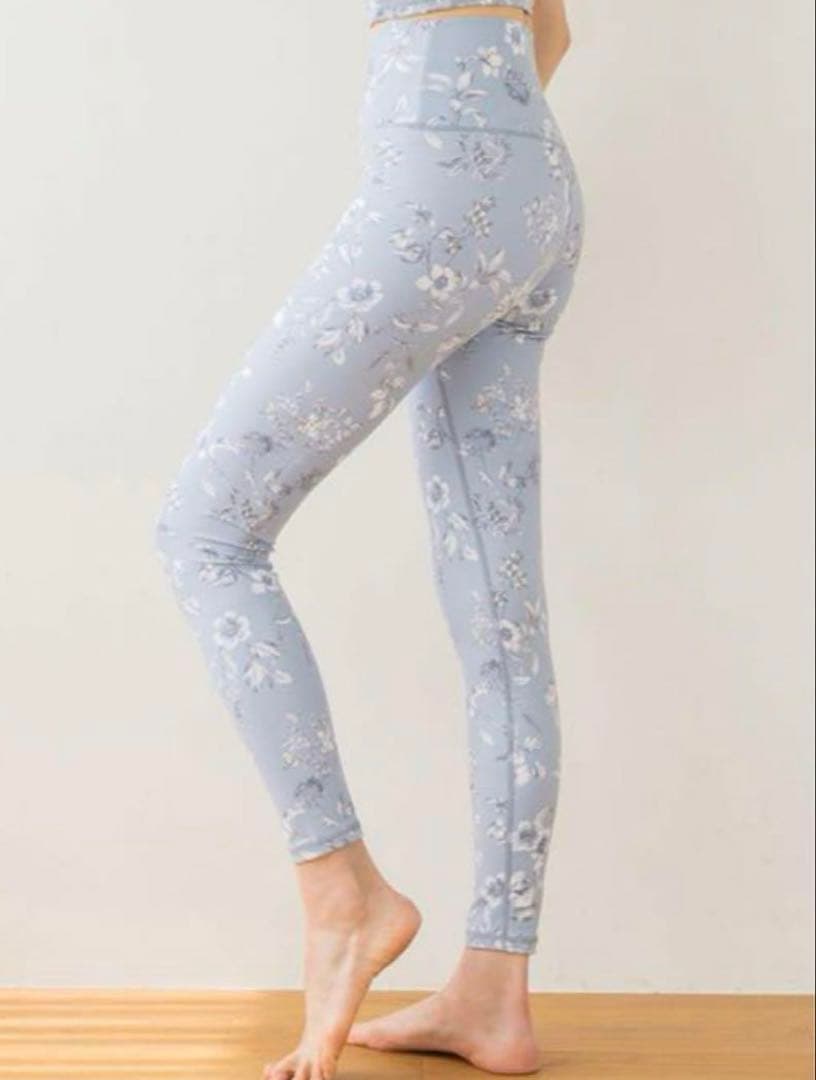 [SUKARA]ボタニカル柄☆ヨガウェア上下2点セット