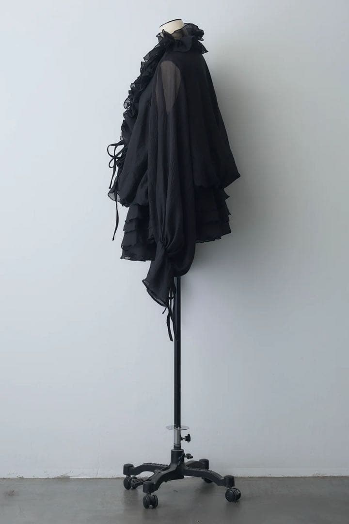 frene フレーネ　フリル付き黒シースルーブラウス