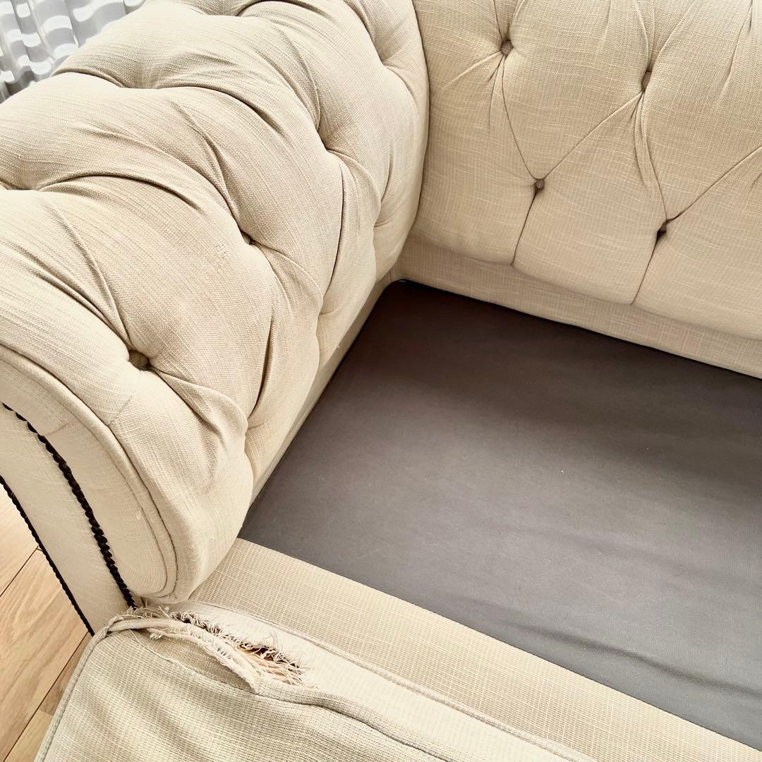 レア物【完売】kinoチェスターフィールドスタイル ラブソファー アイボリー