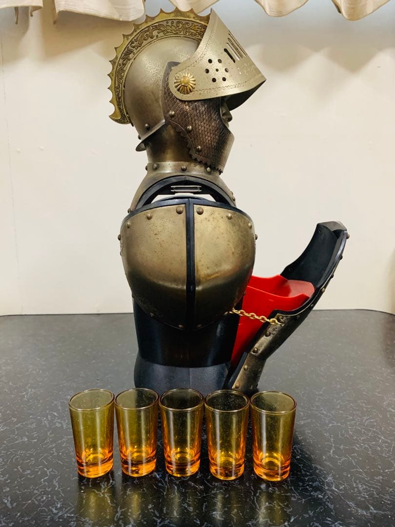 NIKKA ニッカ ニッカウヰスキー 空き瓶 西洋騎士甲冑ボトルケ
