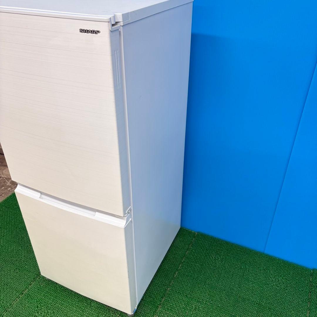 653関東配送無料　東京発　付け替えどっちもドア　冷蔵庫　SHARP　一人暮らし