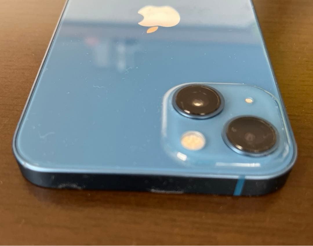 Apple iPhone 13 ブルー デュアルカメラ 小傷あり