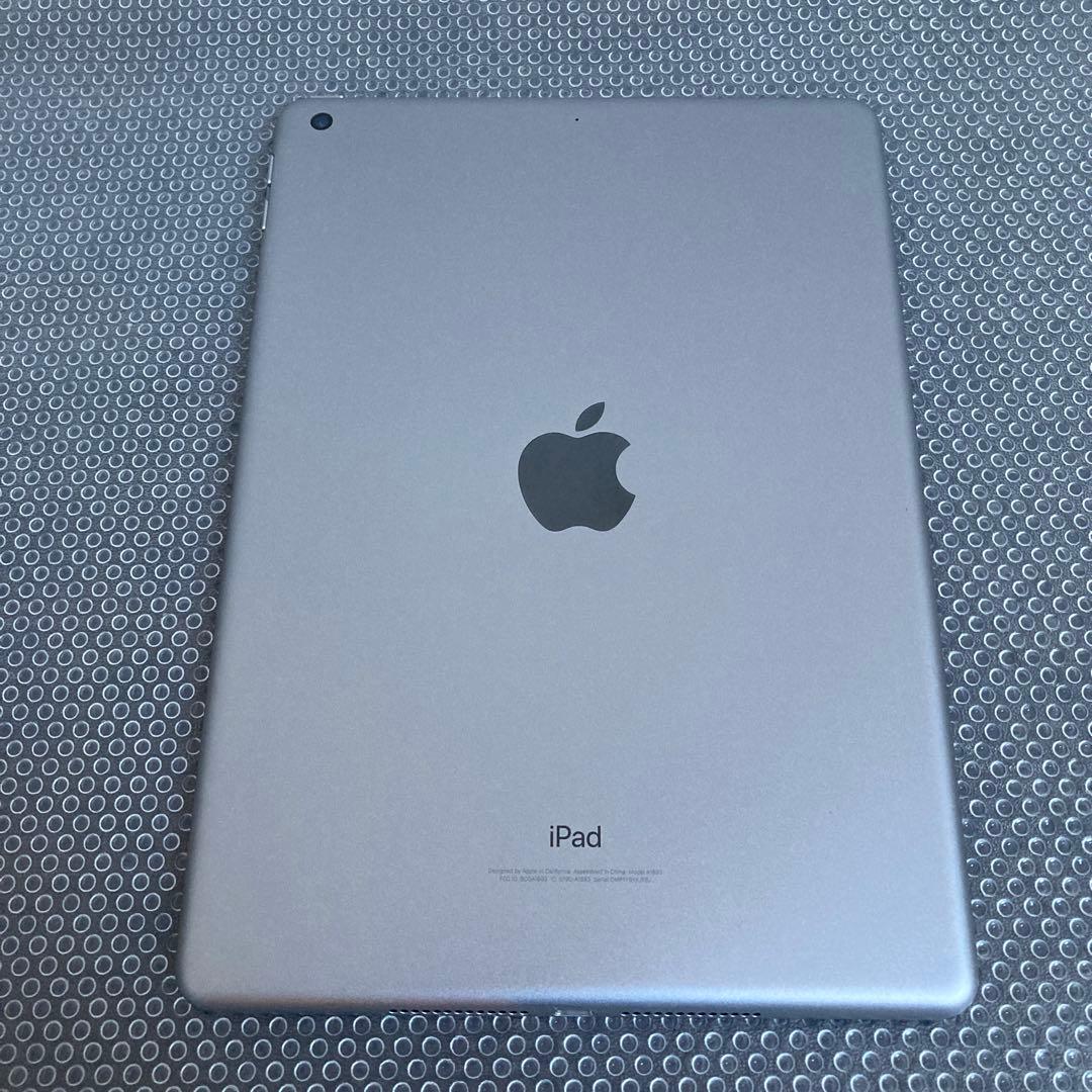3556【早い者勝ち】美品☆iPad6 第6世代 32GB WIFIモデル☆