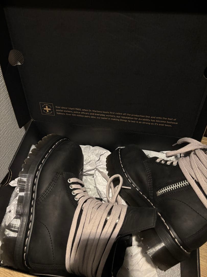AW25 DR. MARTENS X RICK OWENS ブーツ