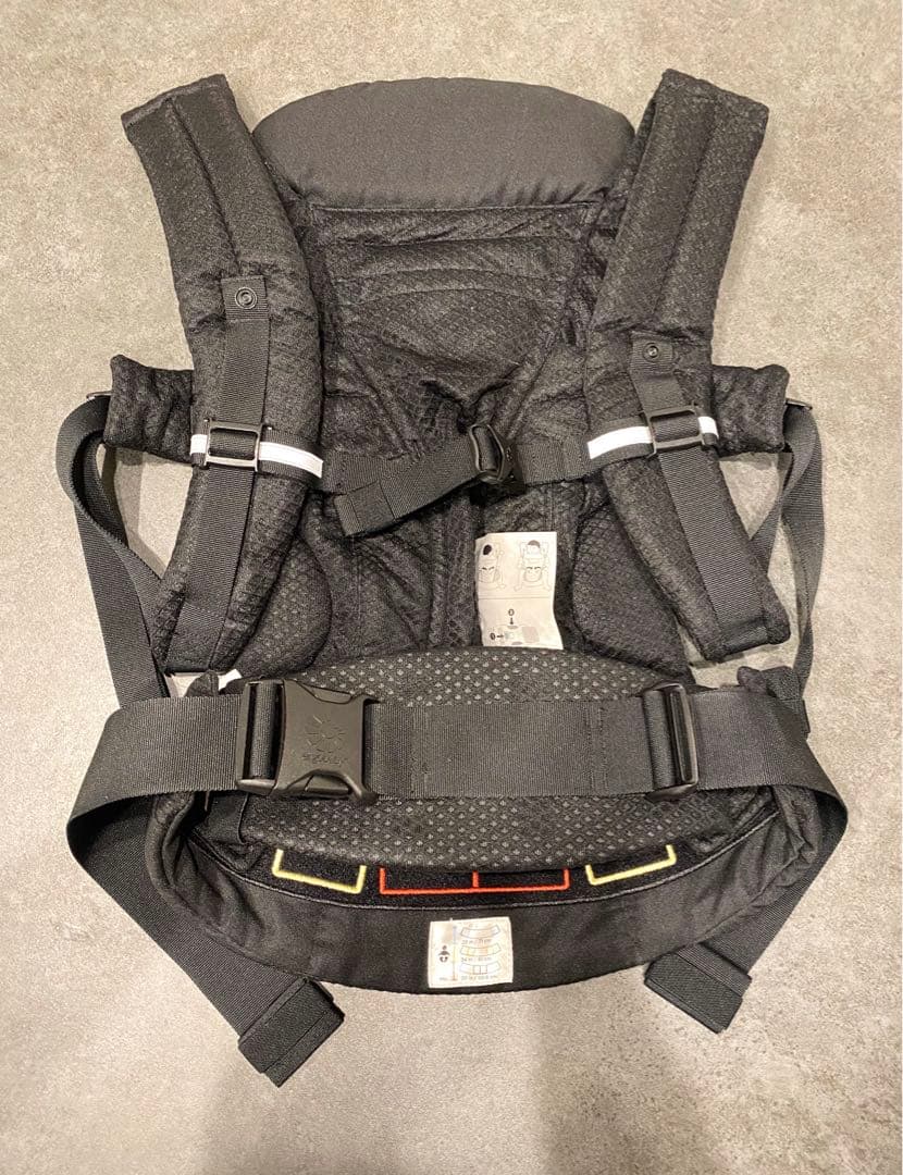 【美品】Ergobaby OMNI Breeze オニキスブラック 抱っこ紐