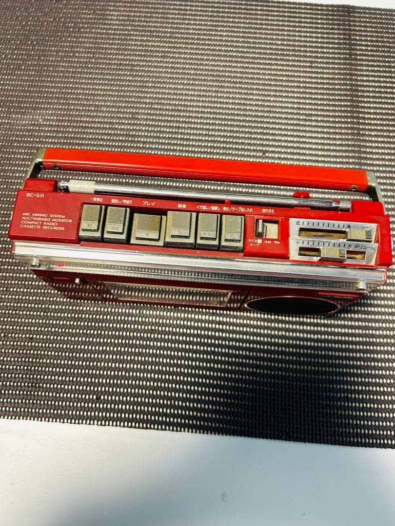 VICTOR RC-511ラジオカセットプレーヤー レッド
