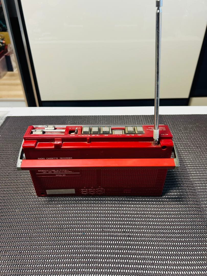 VICTOR RC-511ラジオカセットプレーヤー レッド