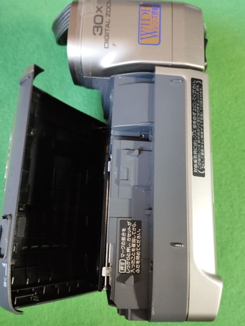 シャープ　miniDV ビデオカメラ 大変貴重な動作品　ダビングに◎