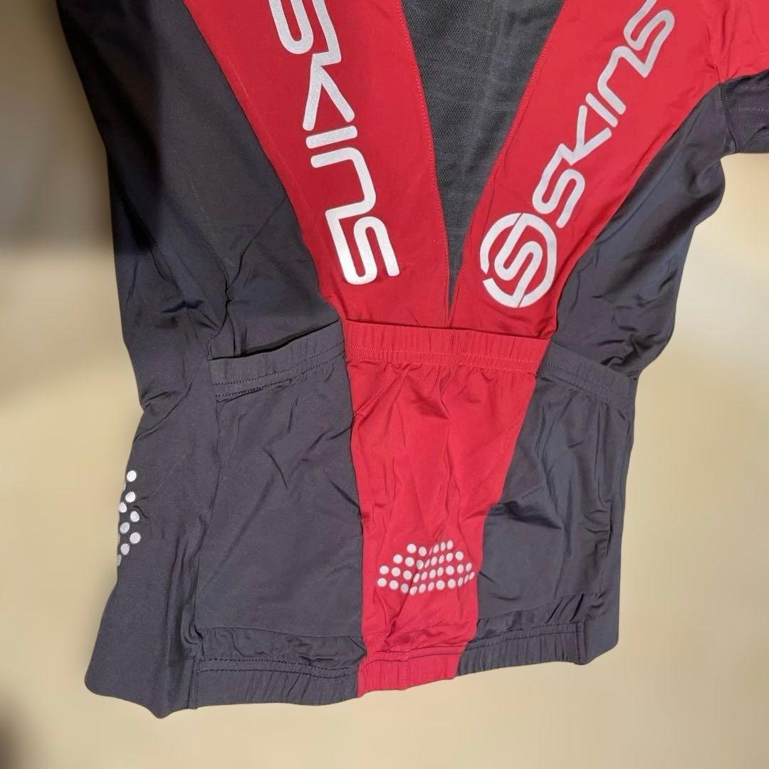 SKINS サイクルウエア　上下セットS グレー/レッド