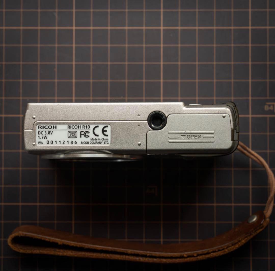 【最終値下げ‼️】RICOH R10（リコー）
