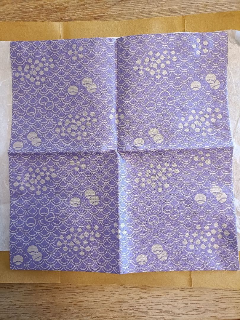 20　土田友湖　利休梅ツボツボ　茶道用帛紗　龍村美術織物