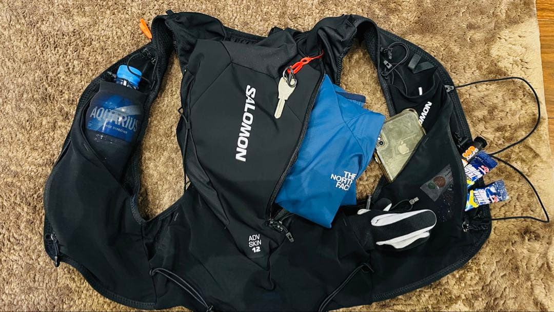 【週末発送】サロモン SALOMON ADV SKIN 12 ブラック 12L
