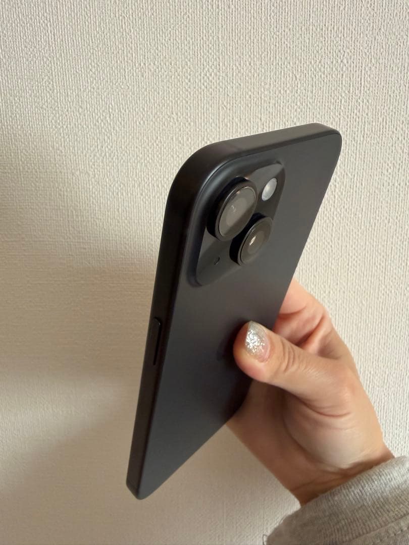 【美品】iPhone 15本体　128GB SIMフリー