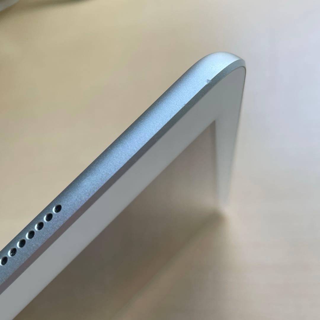 iPad 第6世代　A1893　Wi-Fiモデル　シルバー　32GB 超美品#1