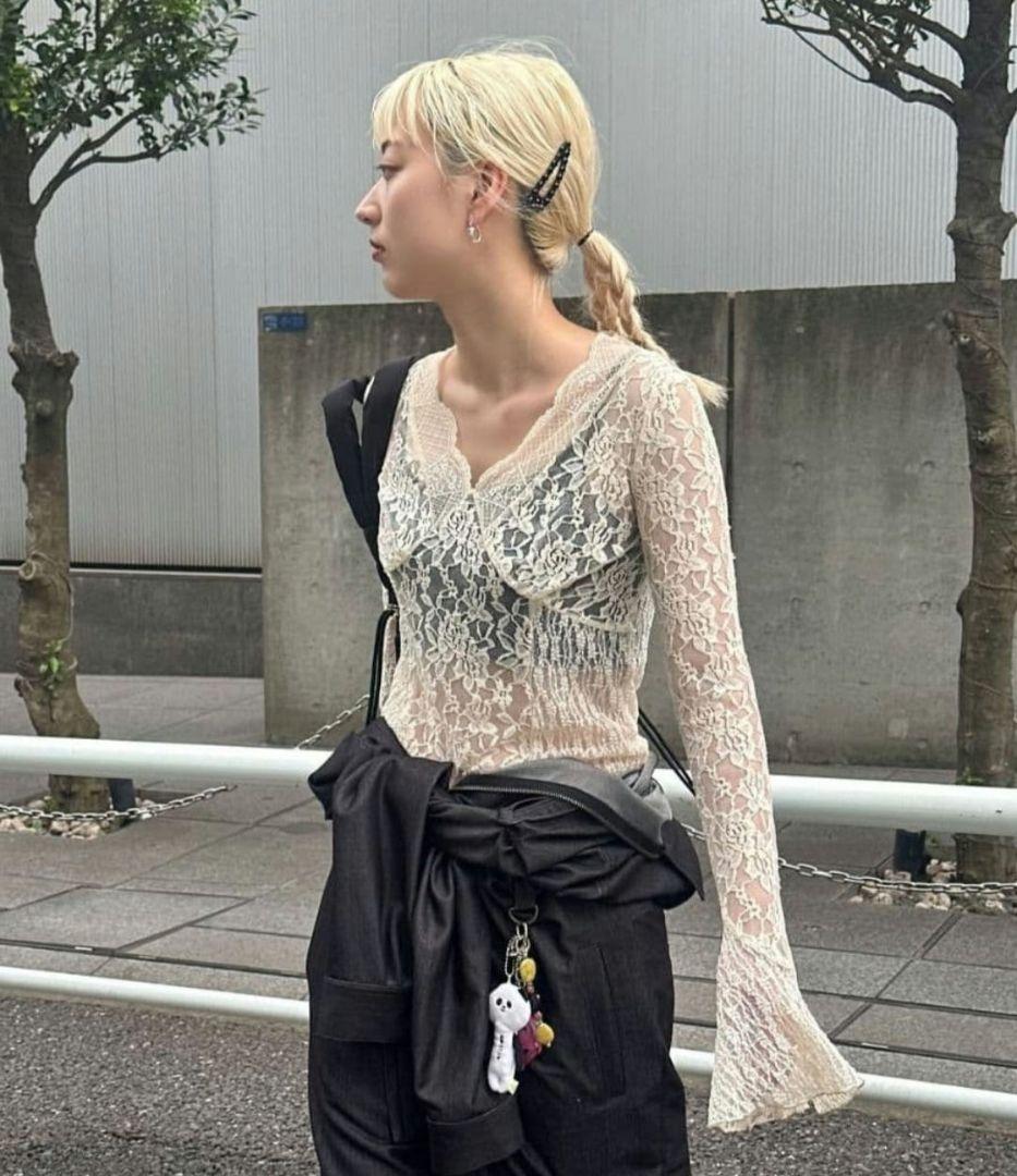 新品タグ　COMBINATION LACE TOP　ameri vintage