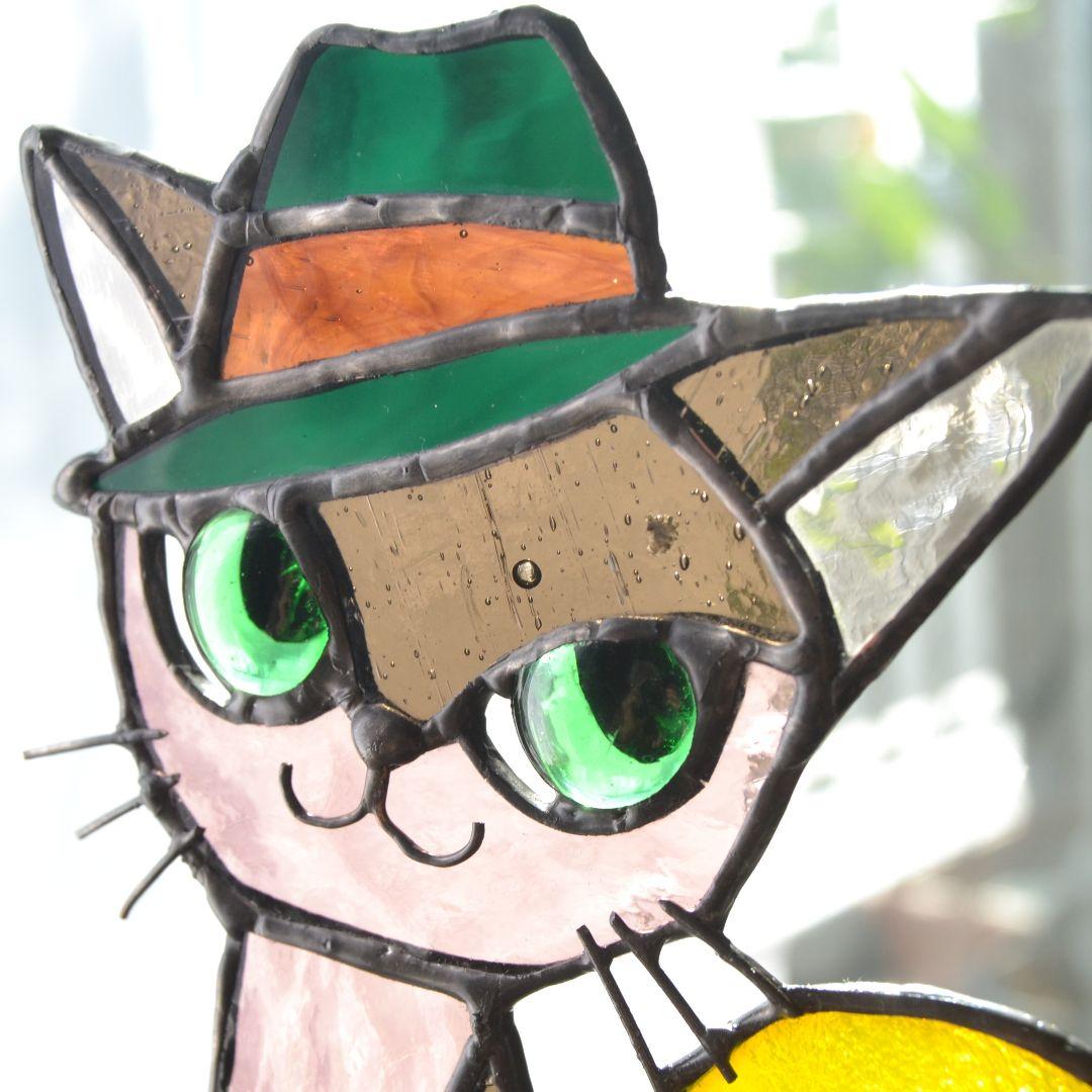 グリーンアイ 帽子の猫 ステンドグラス