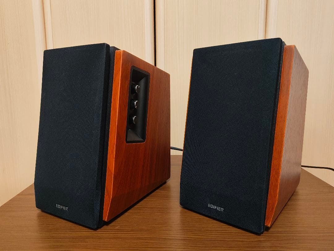 Edifier R1700BT Bluetoothスピーカー