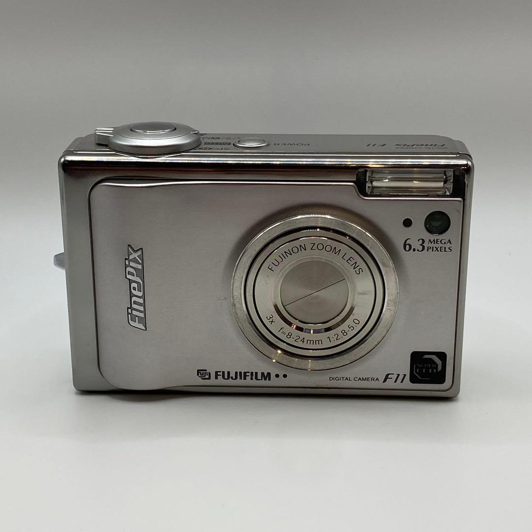 美品・動作OK✨FUJIFILM FinePix F11 デジカメ