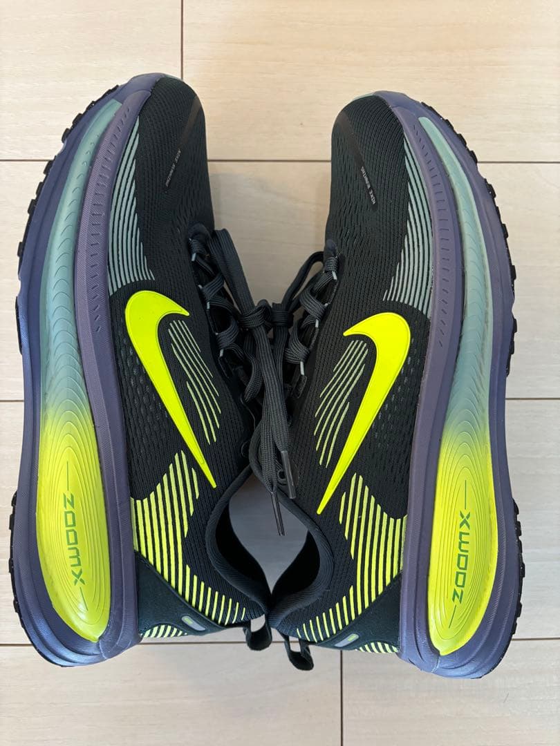 nike ボメロ18
