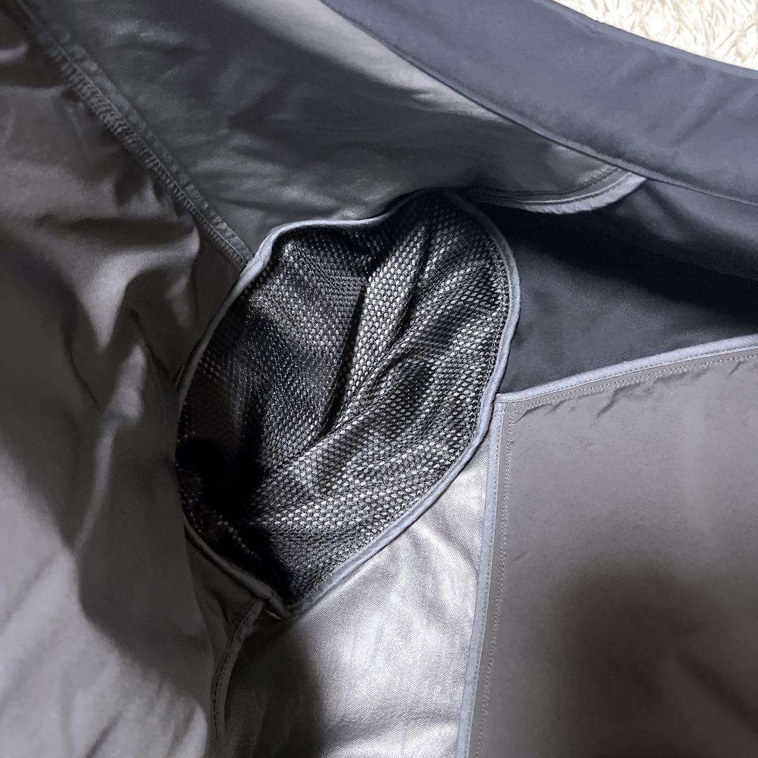 【極美品/メンズ2XL】フットジョイ ハイブリッド　中綿ジャケット　黒　グレー