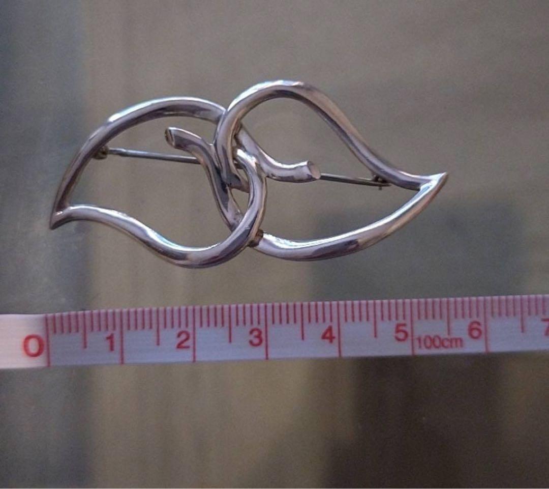 お値下げメンテナンス済TIFFANY＆Co．ダブルリーフブローチ　ポーチ付き