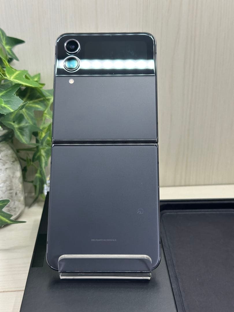 ✅SAMSUNG Galaxy Z Flip4 5G(訳あり)