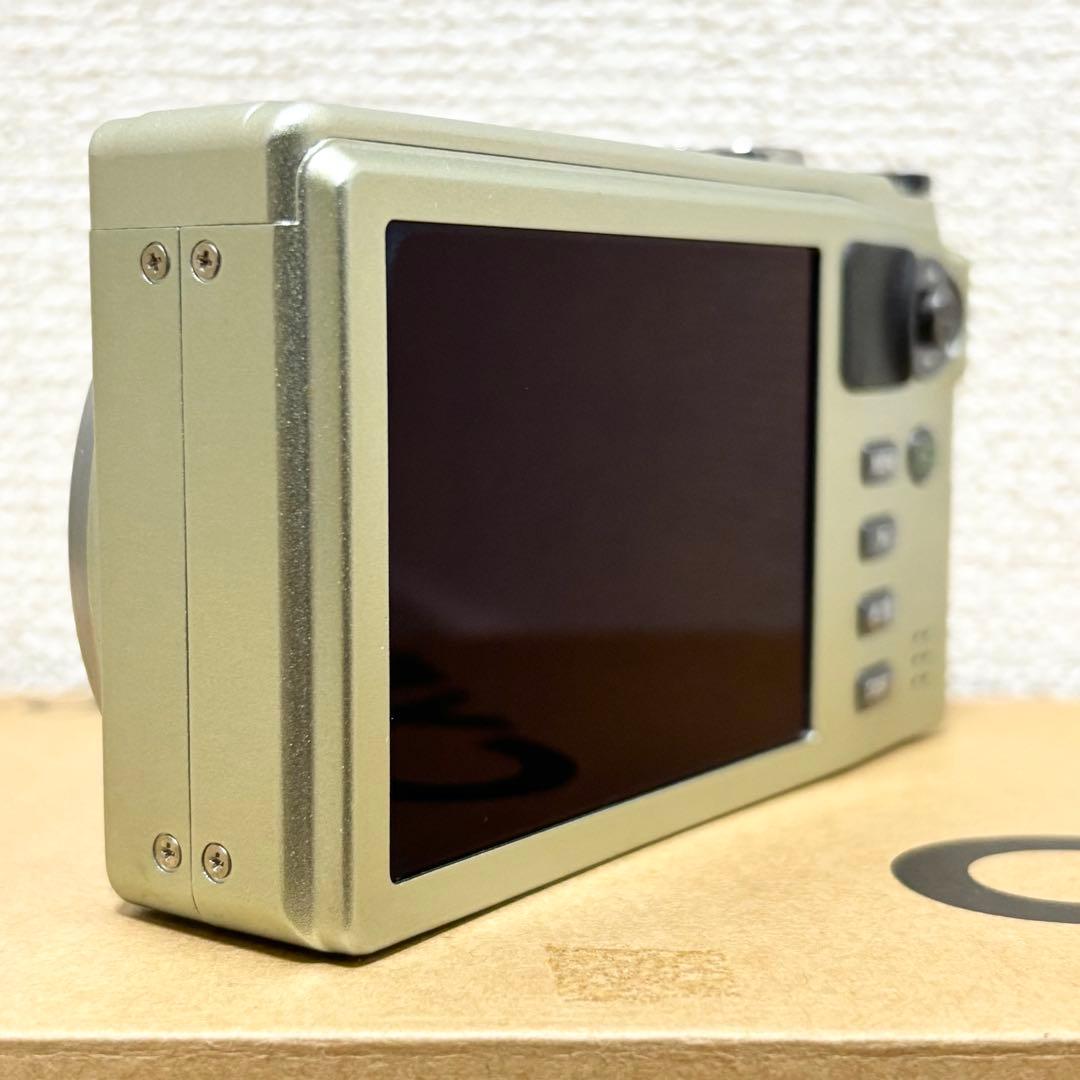 RICOH CX5 コンパクトデジタルカメラ シルバー 動作確認済み・ほぼ未使用