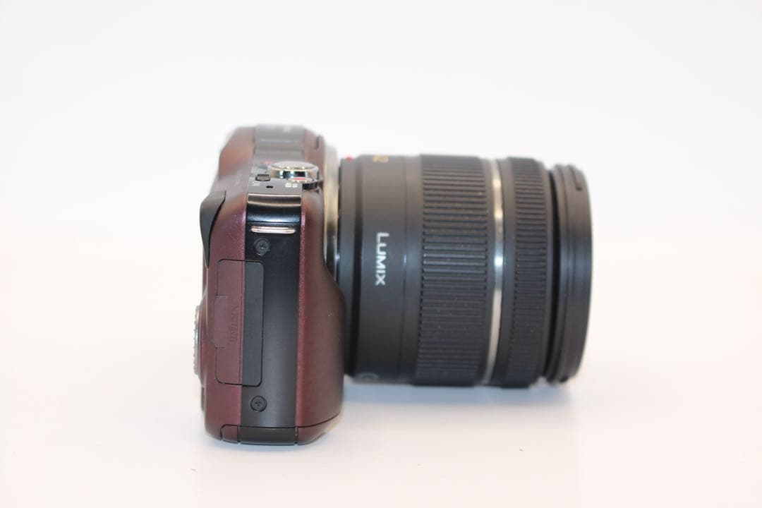 ★人気カラー★ショット数4576回★ LUMIX DMC-GF3 レンズキット