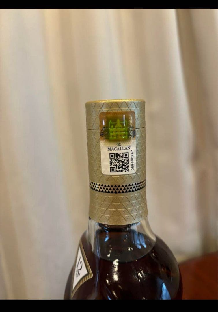 サラ　マッカラン12年　シェリーオークカスク 700ml 箱付き