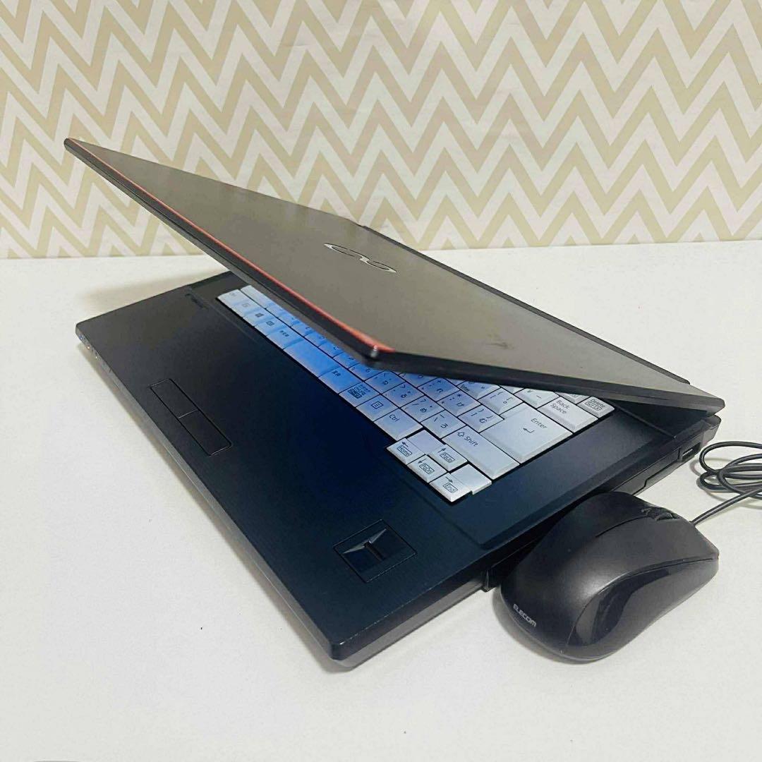 T367 Fujitsuノートパソコン i5高速SSDサクサクWindows11
