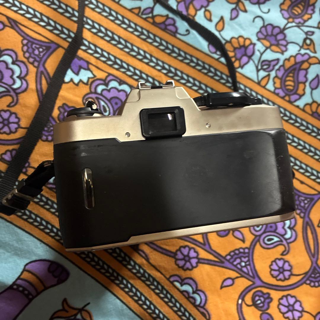 Nikon フィルム一眼レフカメラ「Nikon FM10」レンズ付き