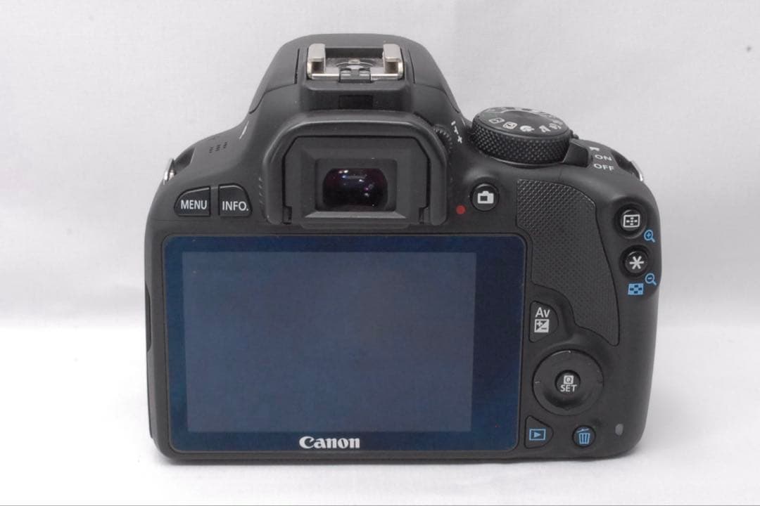 Canon EOS Kiss X7 ダブルレンズ 手ぶれ補正 初心者オススメ