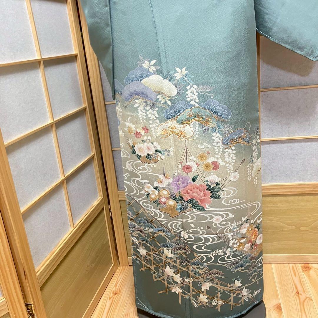 ［5832］色留袖 美品 未使用 駒刺繍 三つ紋 平四つ目 正絹 着物 袷