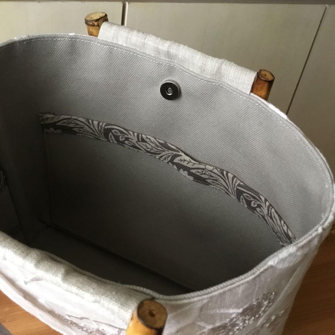 ピュアモリス♣︎Arbutus Embroidery♣︎ハンドメイドバッグ