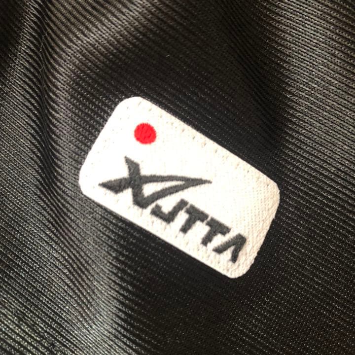 新品　asics スポーツウェア　メンズ　タグ付き