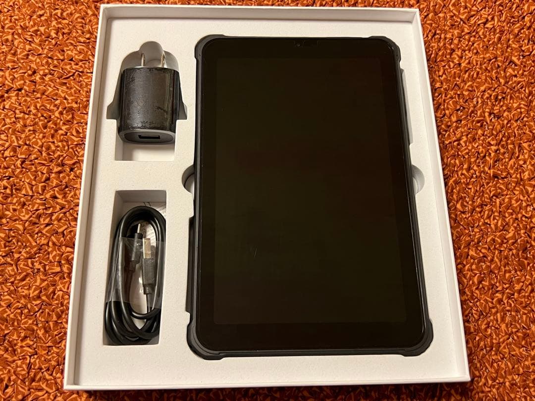 中古　OUKITEL RT3タブレット