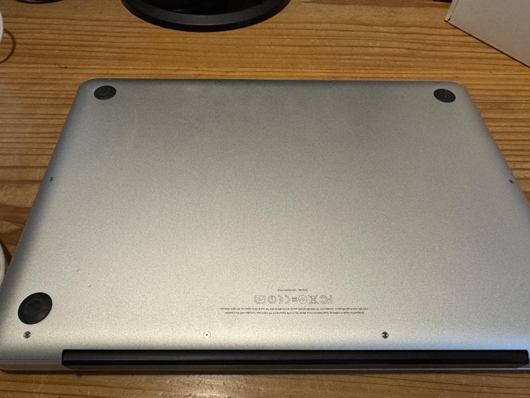 MacBook Pro 13インチ corei7 メモリ16G SSD128G