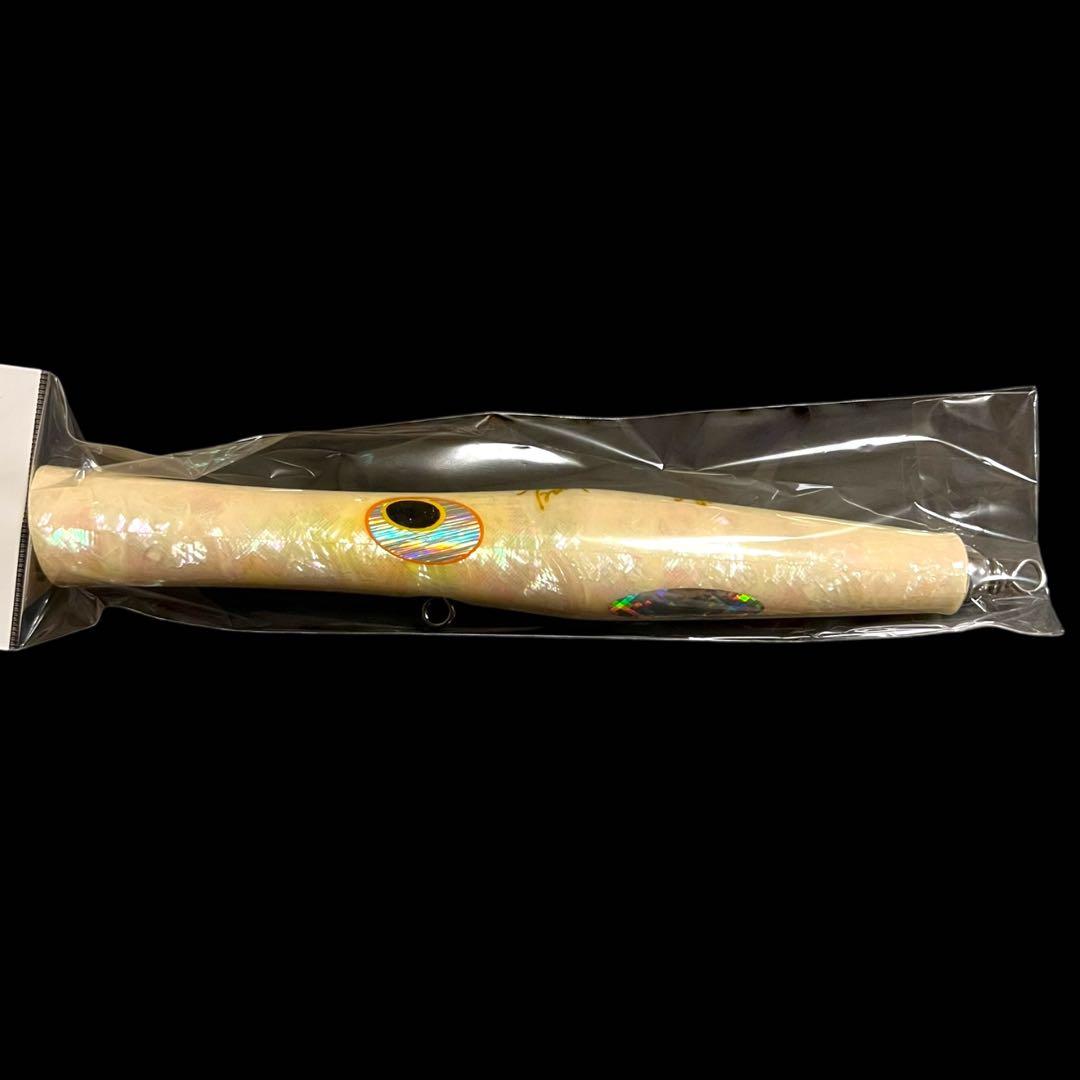 【新品未使用】貝田ルアー　トランペット230 ホワイトアバロン