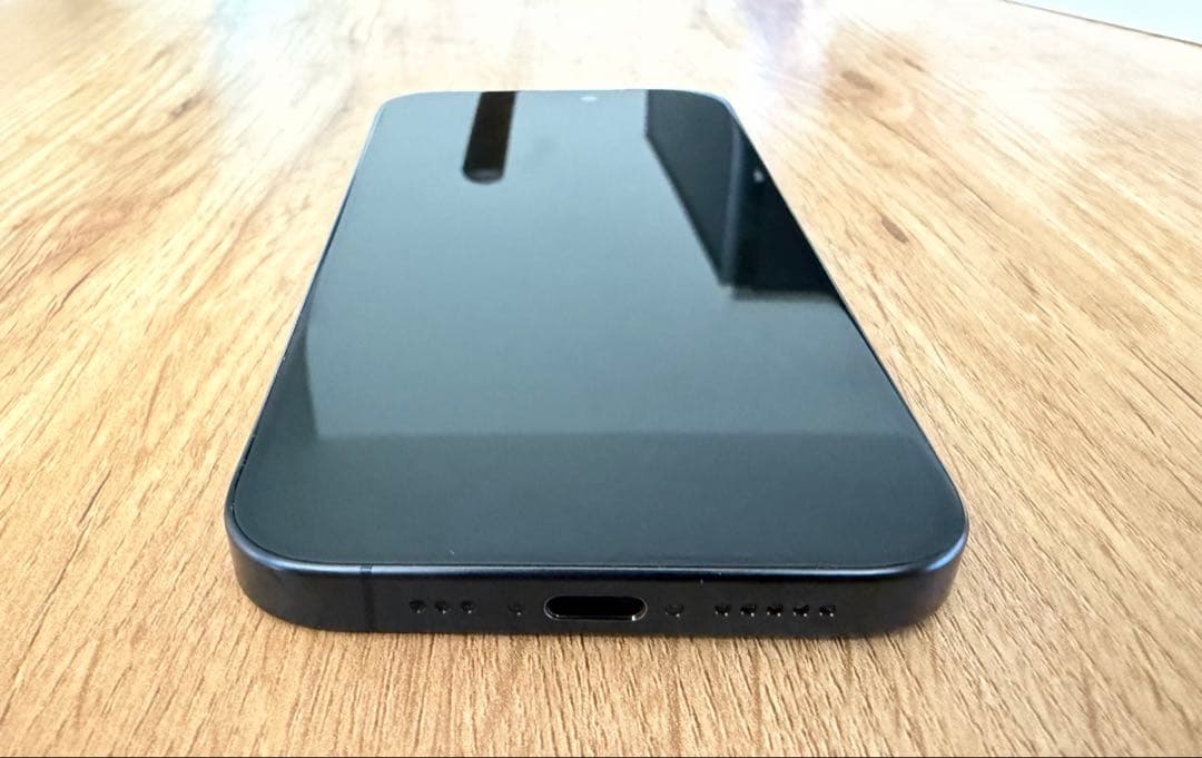 【美品】iPhone 15 Pro 256GB ブルーチタニウム