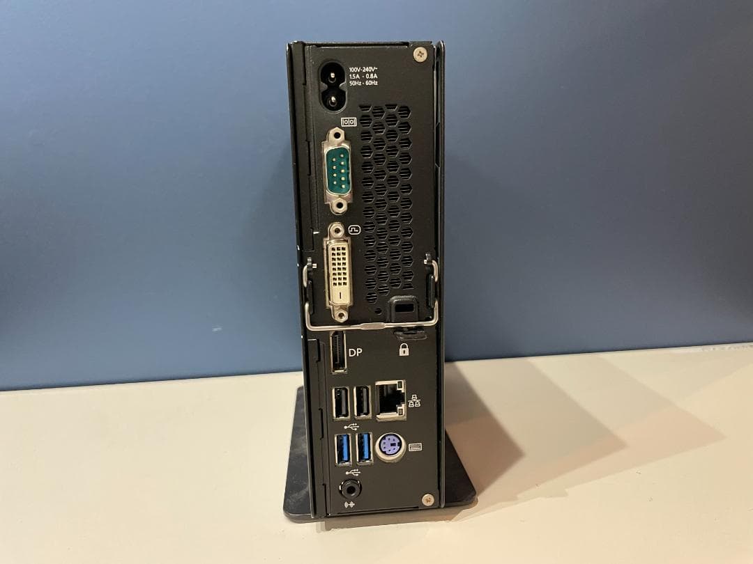 富士通 Q556/R 7世代 i５ ８GB コンパクトPC officeH&B