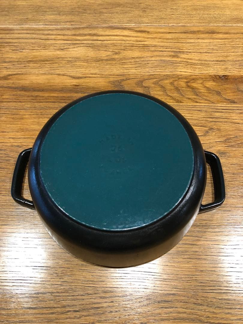STAUB ストウブ鍋　26 黒　シャロー